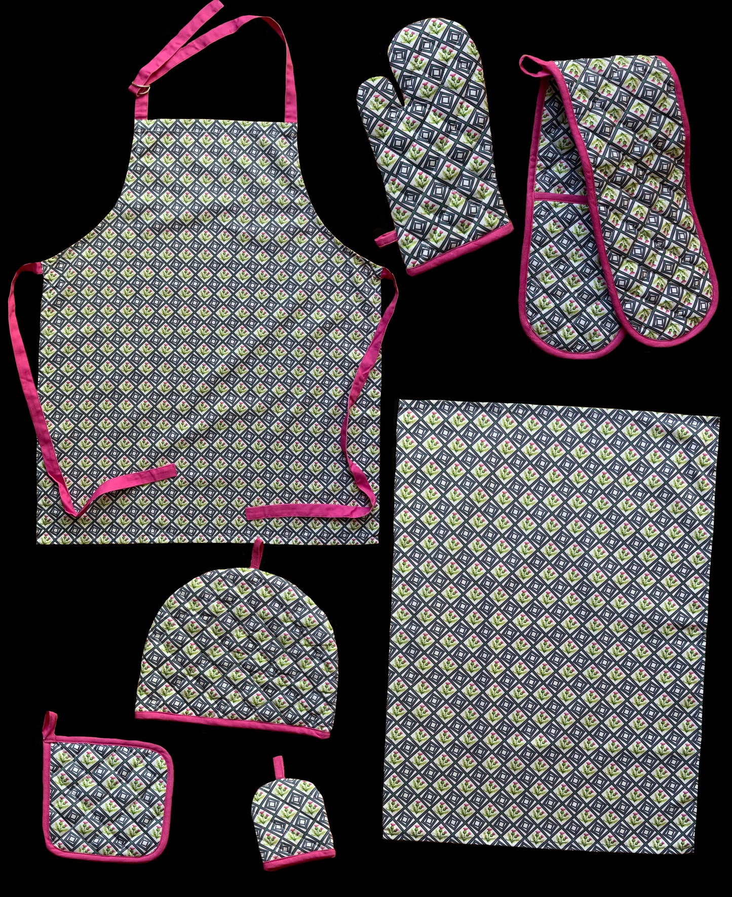 0773 - Thistle Tea Cozy