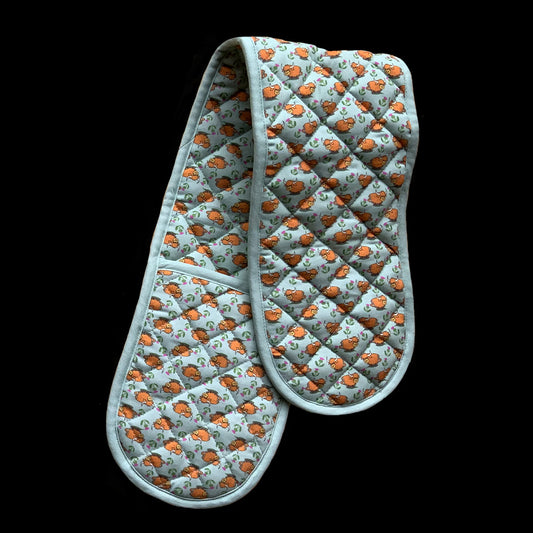 0774 - Highland Cow Oven Mitt
