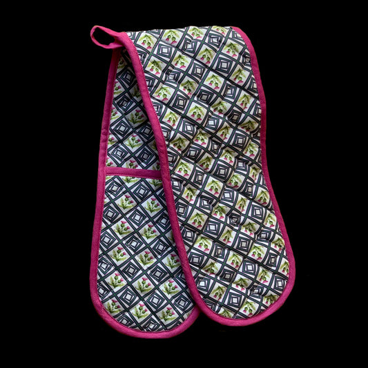 0770 - Thistle Oven Mitt